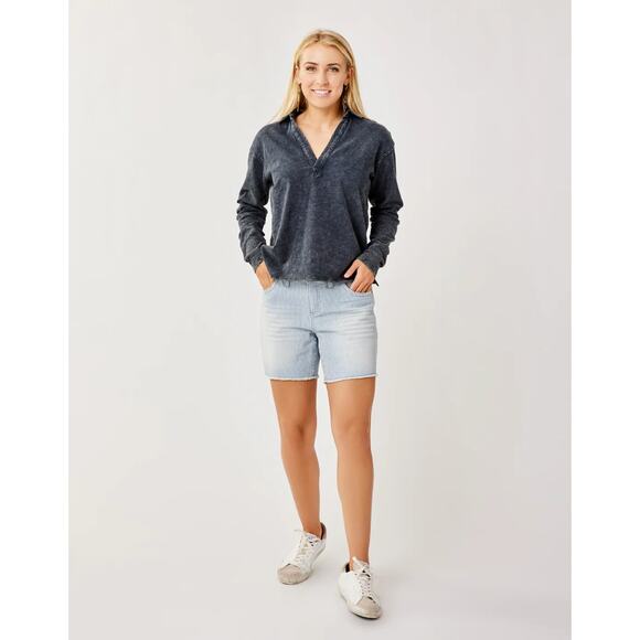 Carve Designs Women's 4 Blue White Oahu 6" Railroad Stripe Shorts Raw Hem G26-13 - Picture 1 of 9